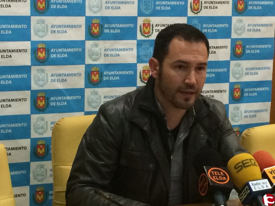 La Concejalía de Fiestas de Elda recupera la subvención de 2011 para la Junta Central de Comparsas y la de Fallas