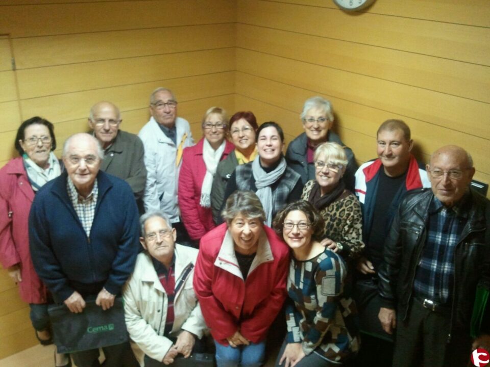 La Concejalía del Mayor clausura el último curso de Internet para mayores de 2014