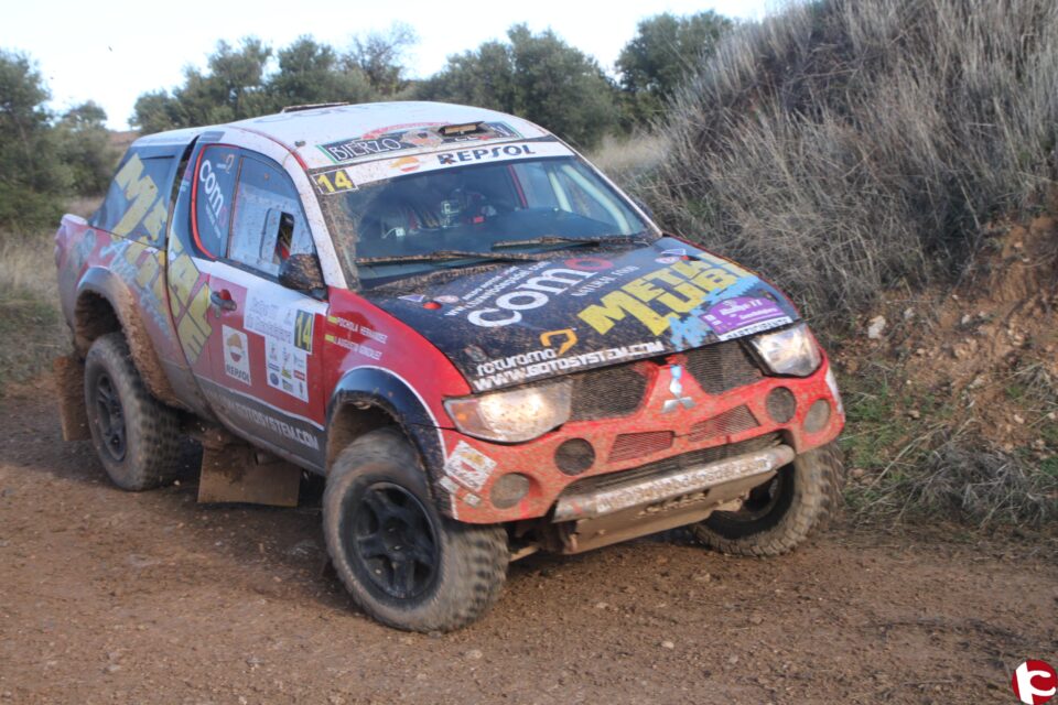 POCHOLA HERNÁNDEZ DEL EQUIPO METAL LUBE RALLY RAID TEAM SUBCAMPEONA DE ESPAÑA DE COPILOTOS