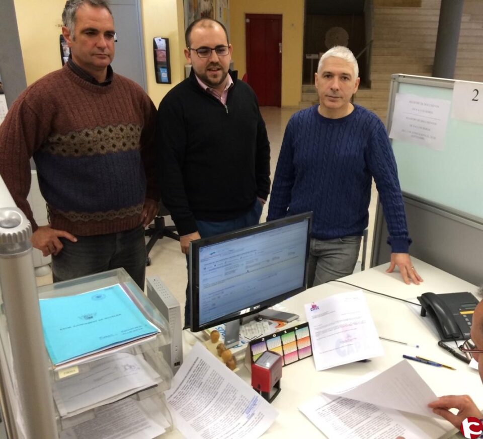 Nota de prensa PSPV-PSOE Novelda: La oposición plantará a Milagrosa Martínez en el acto institucional de la Constitución.