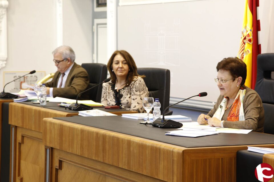 Luisa Pastor: el presupuesto de 2015 es garantista y solidario con los ayuntamientos de la provincia