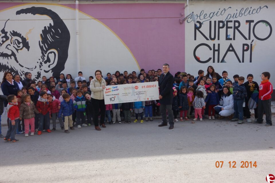 EL CEIP RUPERTO CHAPÍ RECIBE EL 3er PREMIO DEL CONCURSO DE BAILE FLASHMOB 45