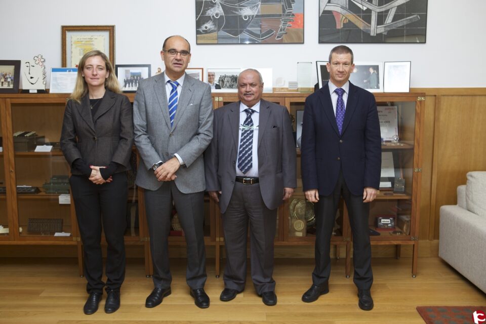 El rector de la UA recibe a su homólogo de la Universidad jordana Al-Hussein Bin Talal