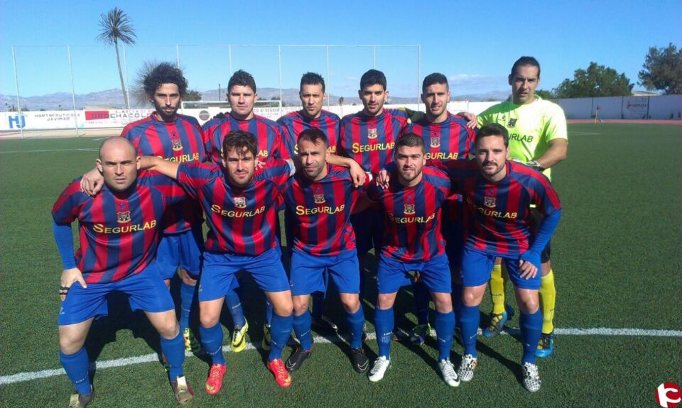 EL VIENTO Y EL ALMORADI GOLEAN AL VILLENA. 4-1