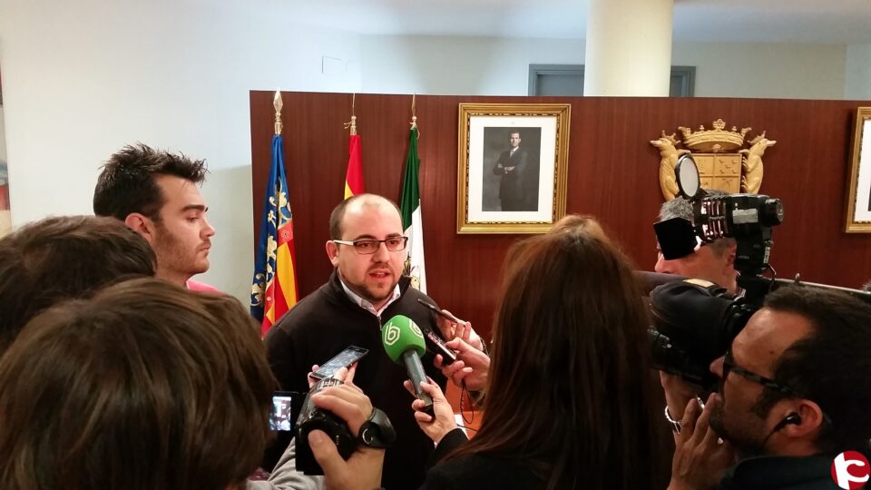 Nota de prensa PSOE: "El PP de Novelda continúa amparando la corrupción y no prospera la reprobación a Milagrosa Martínez."