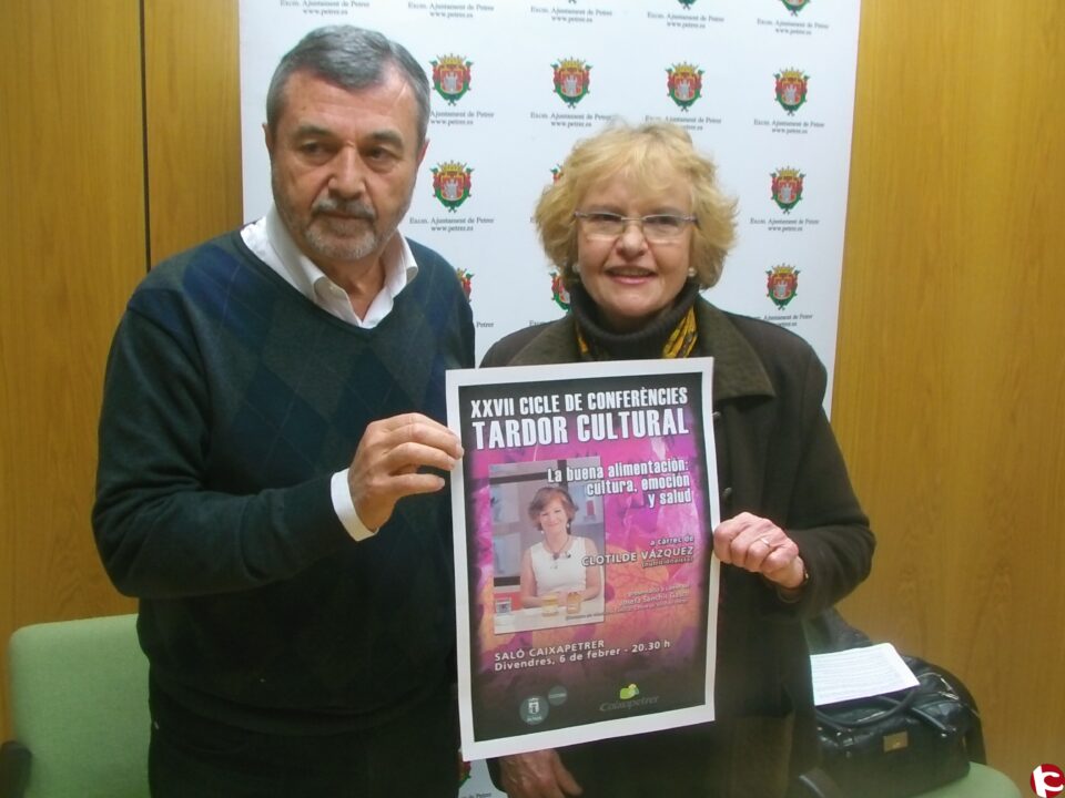 Petrer cierra su "XXVII Ciclo de Conferencias Otoño Cultural" con una médico y nutricionista