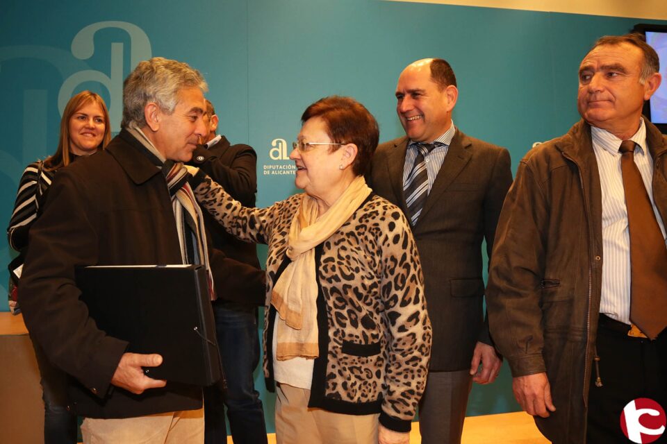 Un centenar de municipios solicita acciones al Plan de Ahorro Energético 2015 por importe de 12 millones