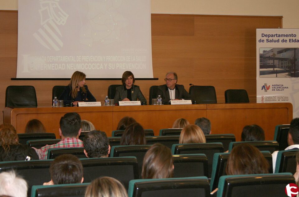 El Hospital de Elda acoge una jornada sobre la enfermedad neumocócica y su prevención