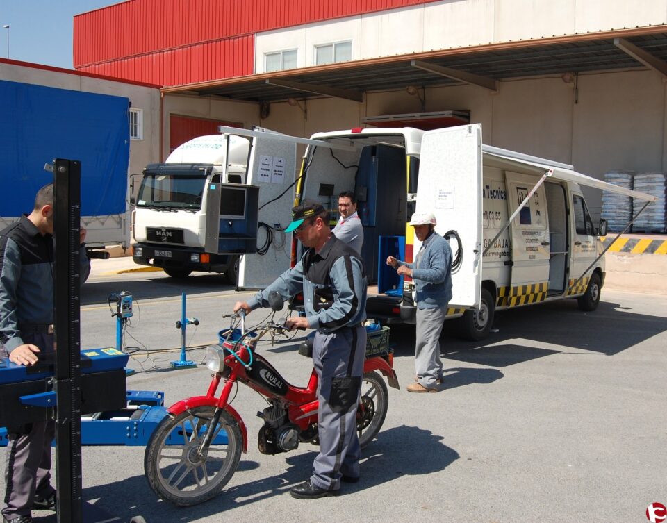 Servicio de ITV para ciclomotores y vehículos agrícolas