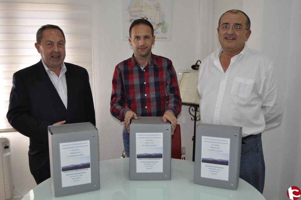 EL AYUNTAMIENTO DE PINOSO PRESENTA EL PROYECTO DE EXPLOTACIÓN DEL MONTE COTO PARA DESBLOQUEAR UNA SITUACIÓN QUE SE ARRASTRA DESDE 1979