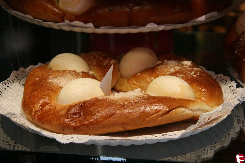 Mona de Pascua