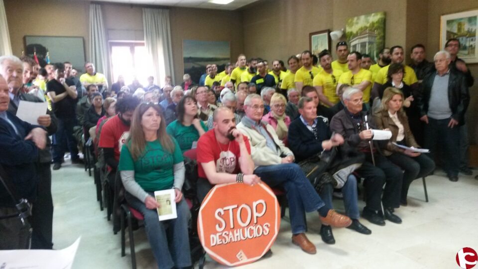 La modificación de crédito y la moción por una vivienda digna han sido los puntos calientes del pleno