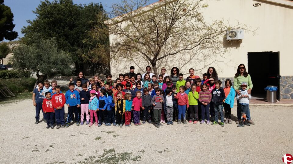 61 escolares de entre 3 y 12 años participan durante cuatro días en el Campus de Pascua de Ferrusa