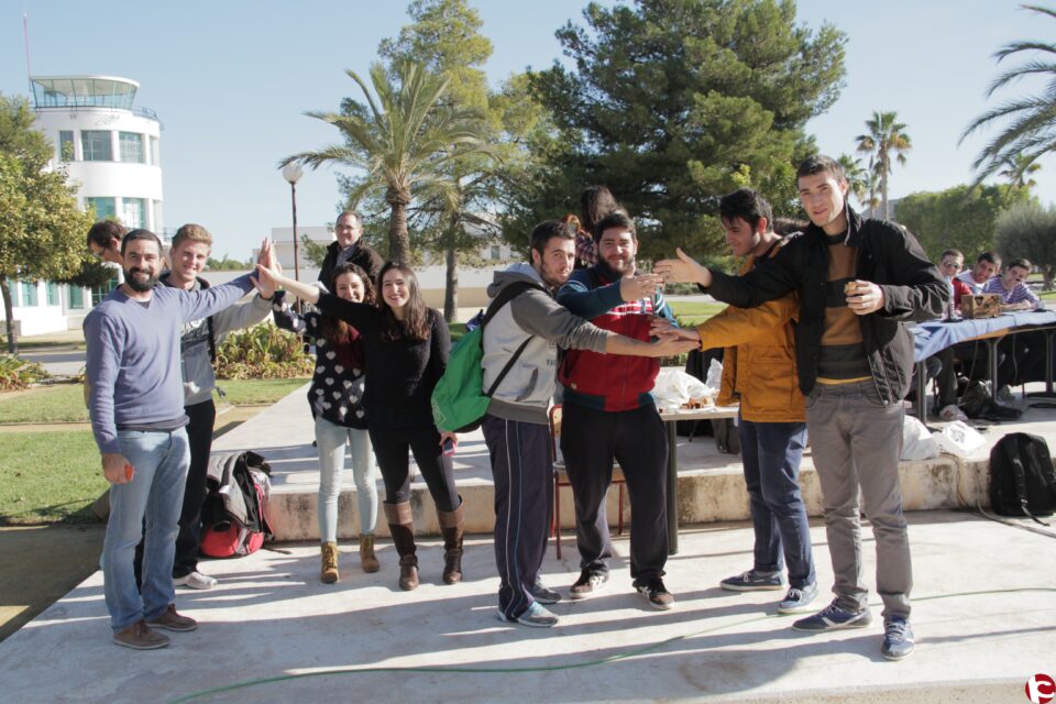 La radio de la UA ya se puede escuchar desde cualquier móvil