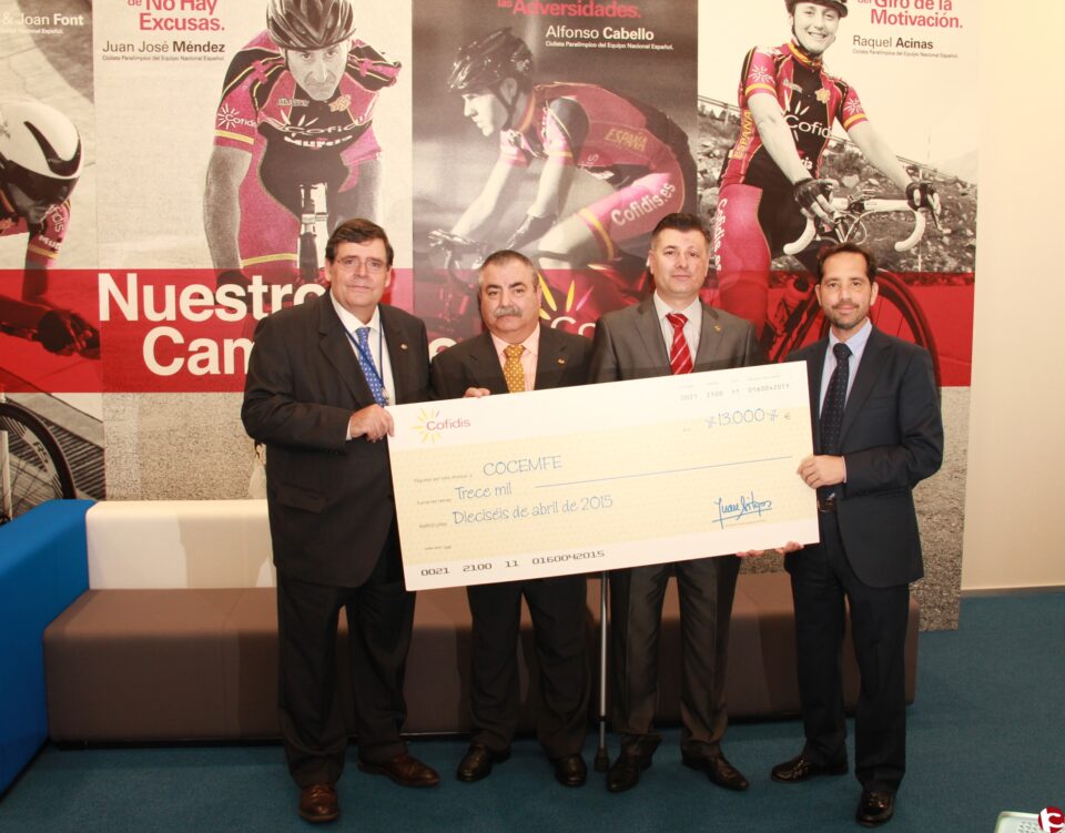 COCEMFE Alicante recibe el segundo premio Compromiso Cofidis para la intermediación laboral de personas con discapacidad