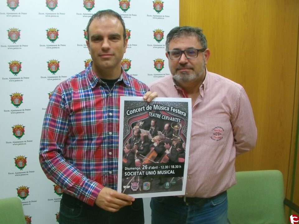 La Unión Musical de Petrer ofrece dos conciertos como homenaje a festeros ilustres y filás que cumplen 25 y 50 años