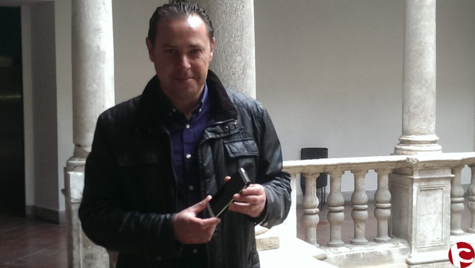 PEDROSA CREA UNA LINEA DE WHATSAPP PARA TENER CONTACTO DIRECTO CON LOS CIUDADANOS