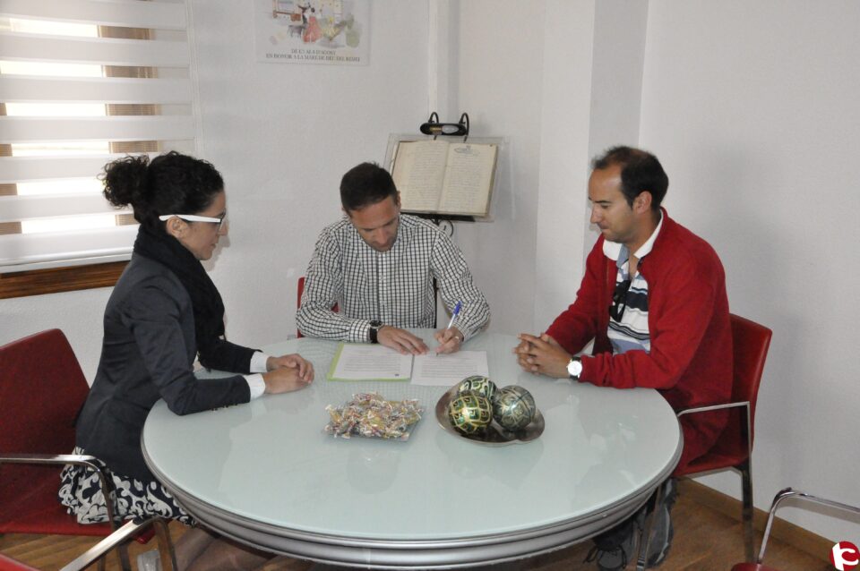 FINALIZADOS LOS TRABAJOS DE MEJORA DEL ENTORNO DEL AULA DE LA NATURALEZA. HOY SE HA FIRMADO EL ACTA DE ENTREGA DE LAS OBRAS