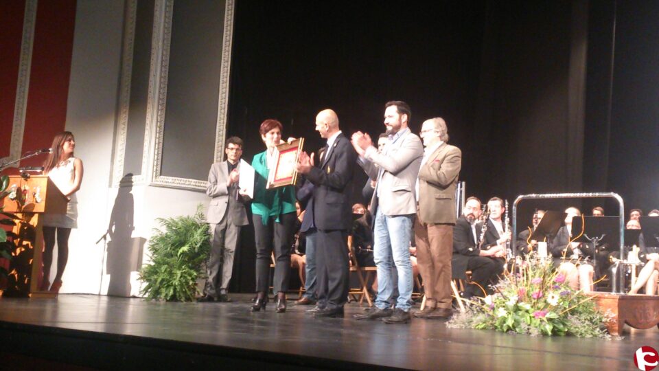 El próximo sábado 9 de mayo la Junta Centra de Comparsas va a celebrar su Gala anual en la Plaza Castelar de Elda