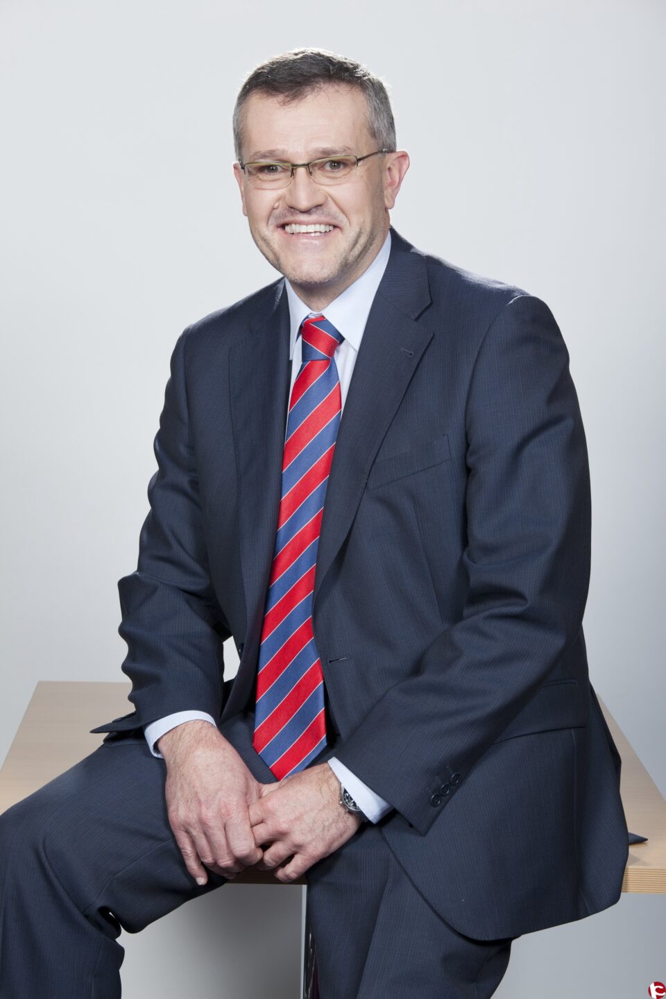 El directivo del Fondo de Emprendedores de la Fundación Repsol es doctor en Química por la UA