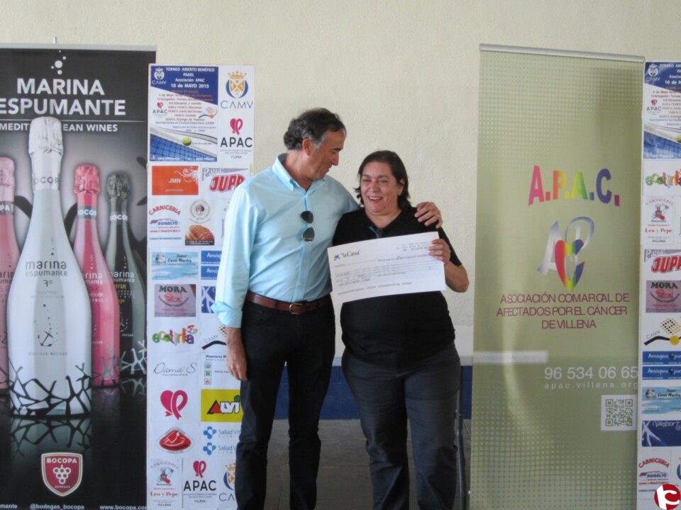 El pasado domingo se jugó el Torneo Abierto Benéfico de Padel Asociación APAC en el Círculo Agrícola Mercantil Villenense.