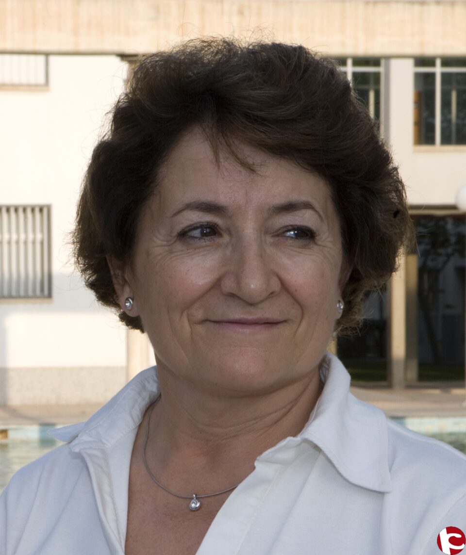 La catedrática de la Universidad de Alicante Carmen Nájera Domingo recibe el Premio Internacional IUPAC 2015 Distinguished Women in Chemistry or Chemical Engineering Awards