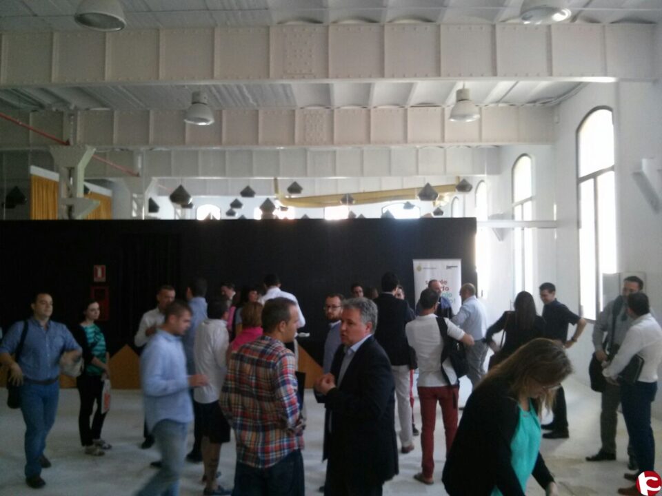 Más de 70 empresarios y emprendedores se dan cita en Enrédate Ibi