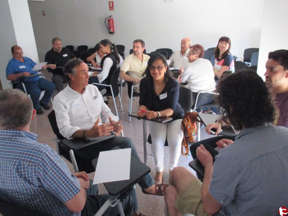 Aprendiendo a hacer del Foro Económico y Social una herramienta participativa para la gestión del municipio