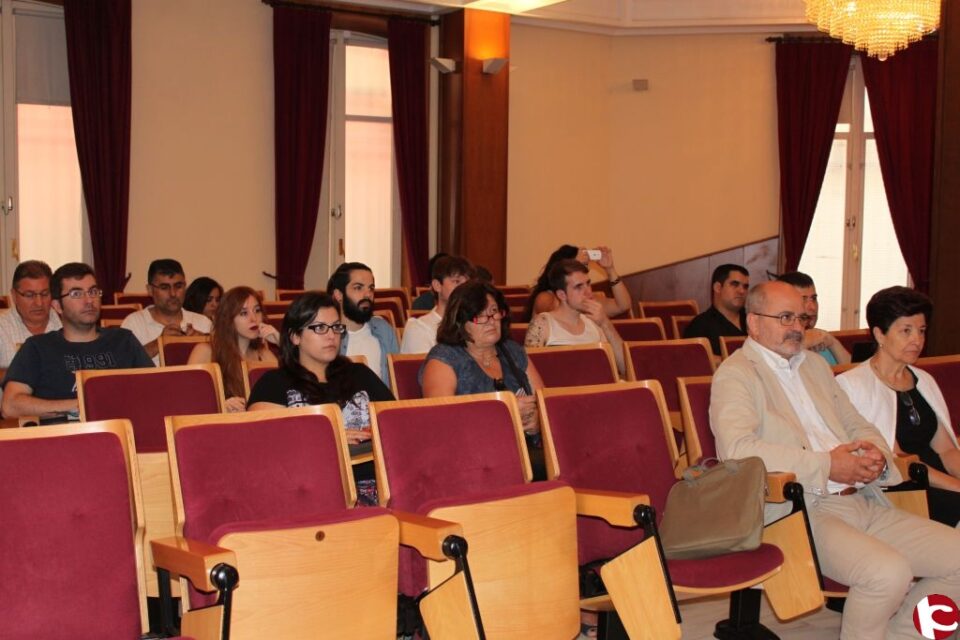 Un nuevo curso de la UA analiza las series