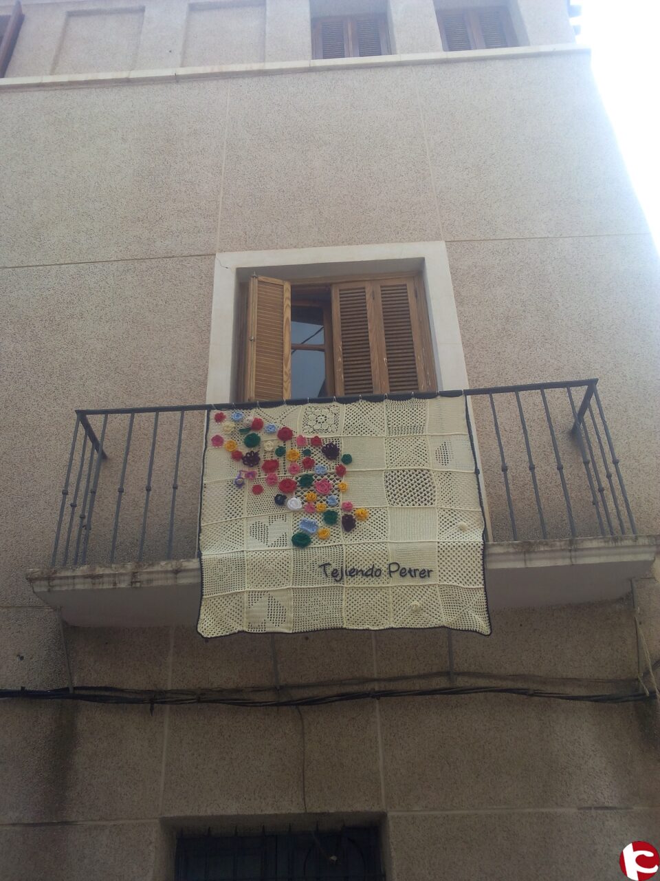 La actividad Tejiendo Petrer se va a destinar a la señalización del casco histórico