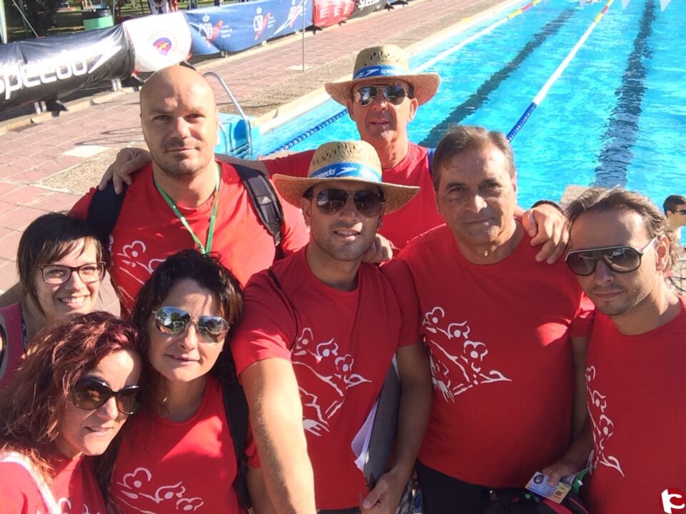 Componentes del Equipo Máster de Natación del C.E.ELDENSE