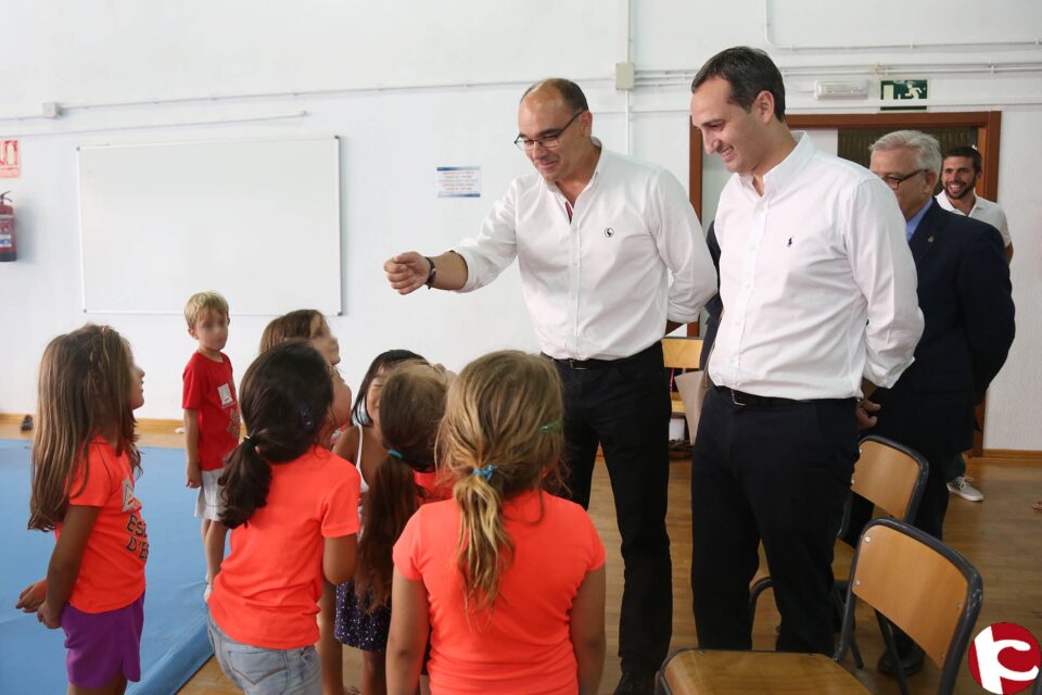 La Diputación trabajará por la internacionalización de las universidades de la provincia y el retorno del talento