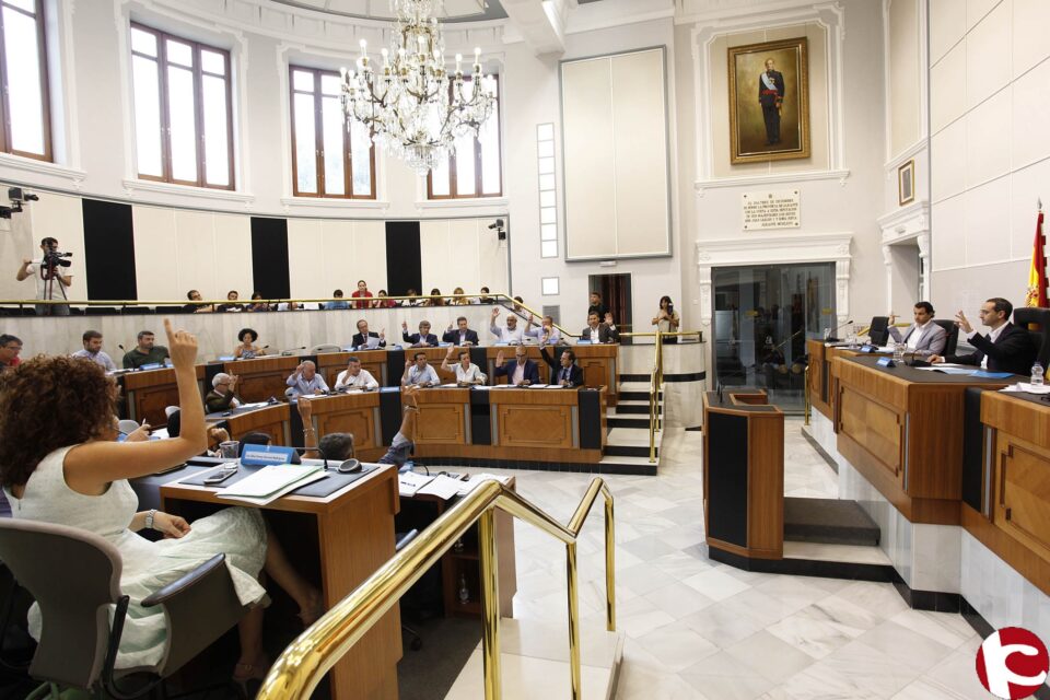 La Diputación de Alicante pondrá en marcha una Mesa por la Solidaridad con el fin de potenciar y consensuar la política social