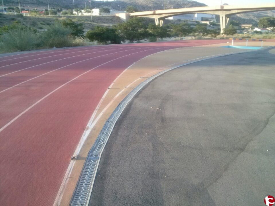 El Ayuntamiento denuncia el robo de la cuerda de aluminio de la pista de la Sismat