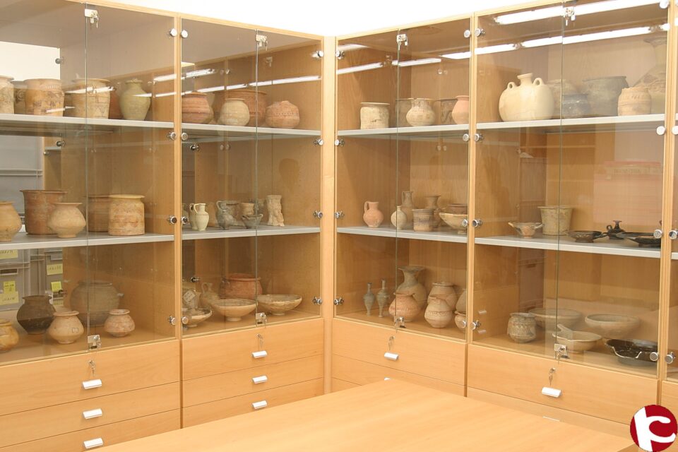 Los fondos del MARQ se abren al público para descubrir un tesoro arqueológico de más de 30.000 piezas