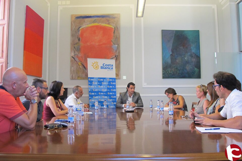 El gobierno provincial crea una nueva línea de producto Costa Blanca para promocionar el turismo de cruceros