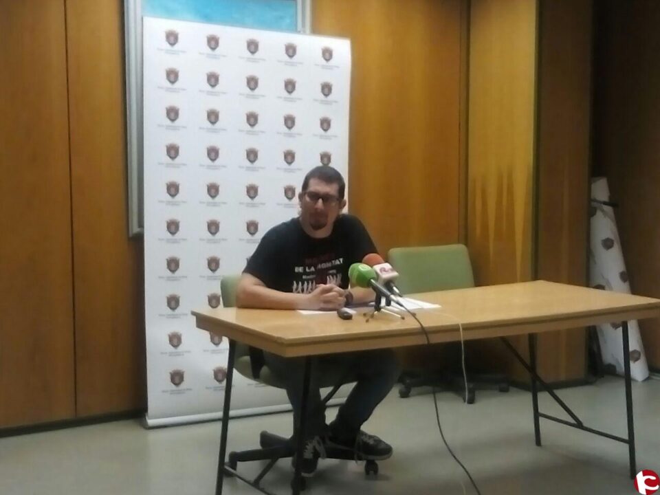 SI-PODEM PETRER: Adhesión a la manifestación en Solidaridad con los Refugiados; apuesta por unas ordenanzas fiscales "progresivas" que no afecten a las famílias con menor poder adquisitivo ; defensa de la ordenanza de "Cuartelillos"