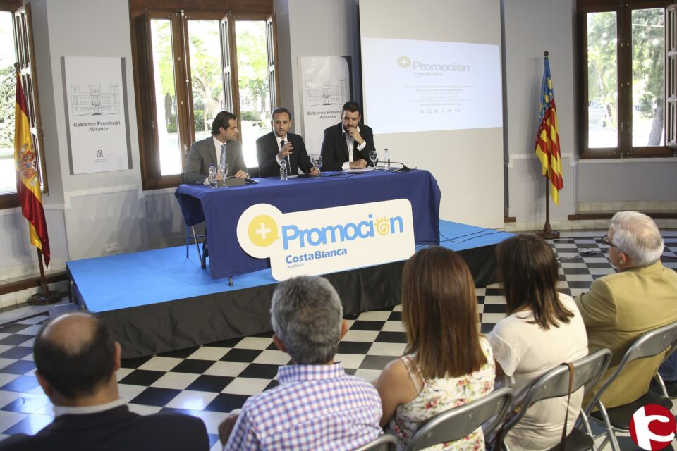 César Sánchez anuncia una campaña pionera para difundir las fiestas populares de los municipios de la provincia