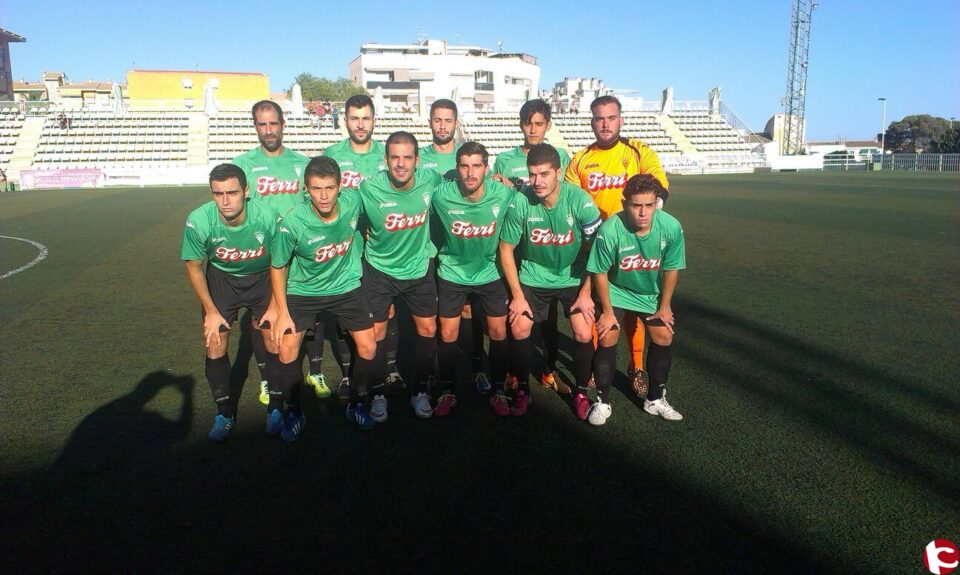 EL VILLENA CF EMPATA EN VILLAJOYOSA EN EL TIEMPO DE DESCUENTO