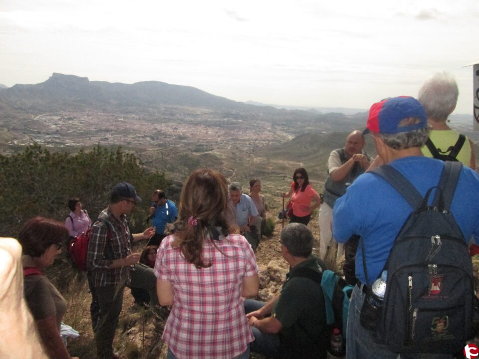El Casino Eldense inicia las rutas con una bélica
