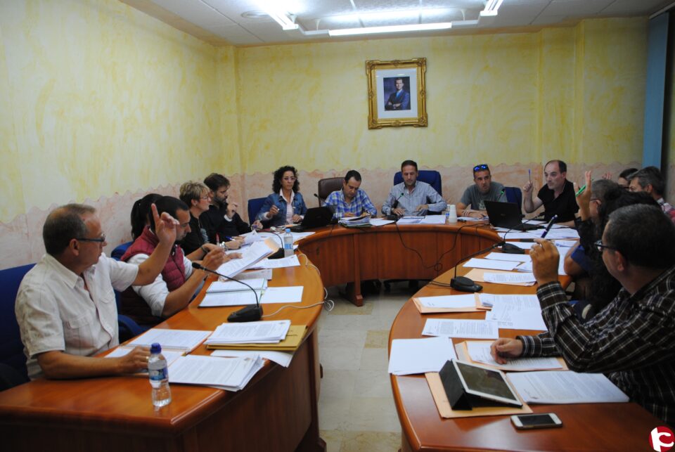 El pleno aprueba el crédito necesario para atender a la acogida a refugiados