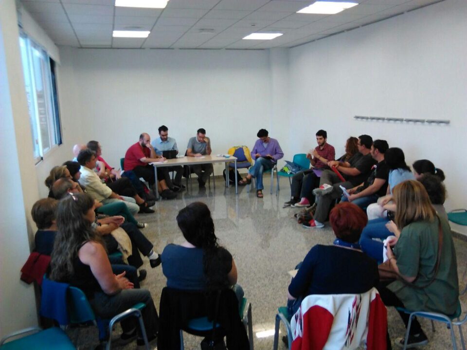 SI SE PUEDE ELDA: El diputado de Podemos Antonio Estañ recoge las propuestas de los ciudadanos de Elda y comarca