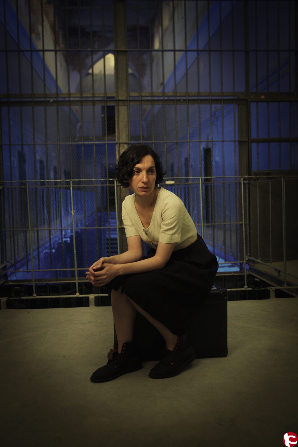 NAO D´AMORES TRAE HASTA EL TEATRO CHAPÍ SU FUNCIÓN PENAL DE OCAÑA.