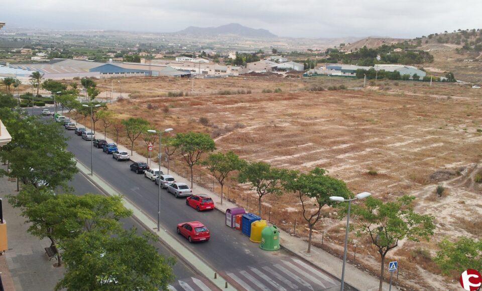 La Junta de Gobierno Local aprueba firmar convenio con los propietarios del suelo para proceder a su urbanización