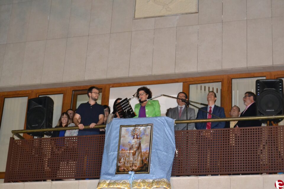 Pregonadas las Fiestas Patronales de Petrer. La concejala de Fiestas