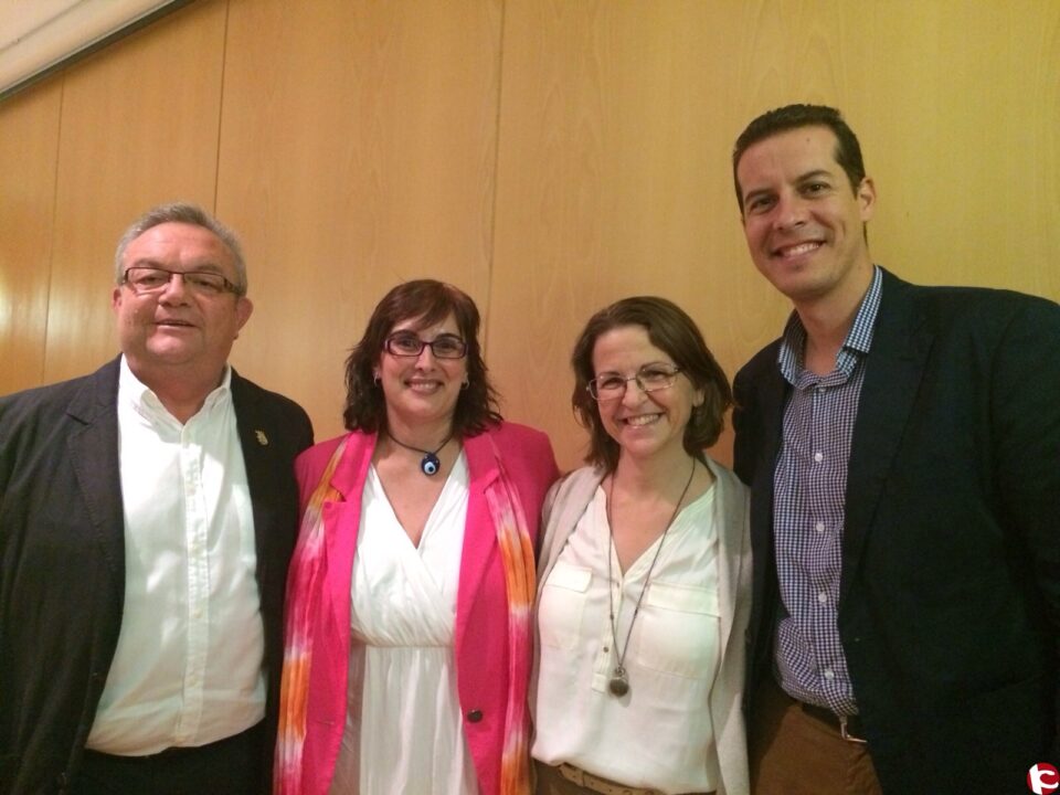 El alcalde y la concejala de Medio Ambiente participaron en una conferencia sobre financiación de la Generalitat