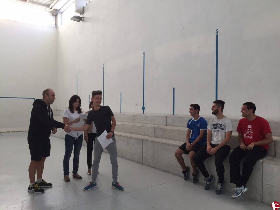 Entrega de certificados Europass a seis alumnos del IS Monastil (Elda - Alicante)