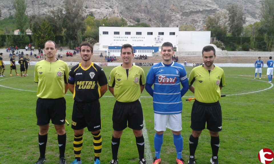 SIGUEN LOS REGALOS DEL VILLENA. 0-2 GANO EL PETRELENSE