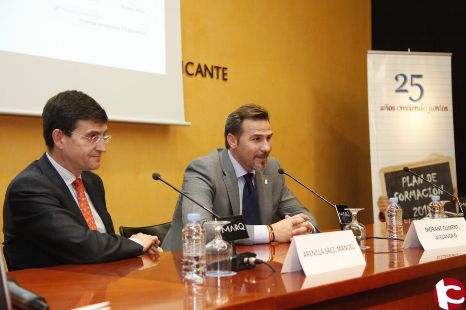 La Diputación de Alicante lidera en el ámbito nacional la formación pública de sus trabajadores