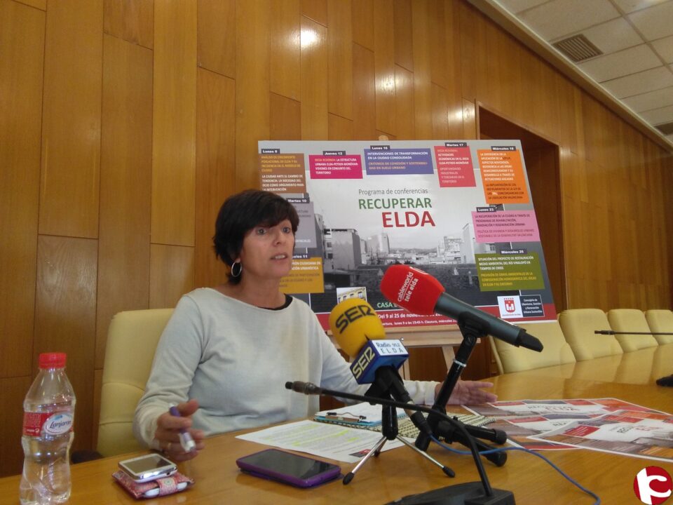 Urbanismo pone en marcha un ciclo de conferencias para informar a los ciudadanos y que decidan que futuro de ciudad quieren